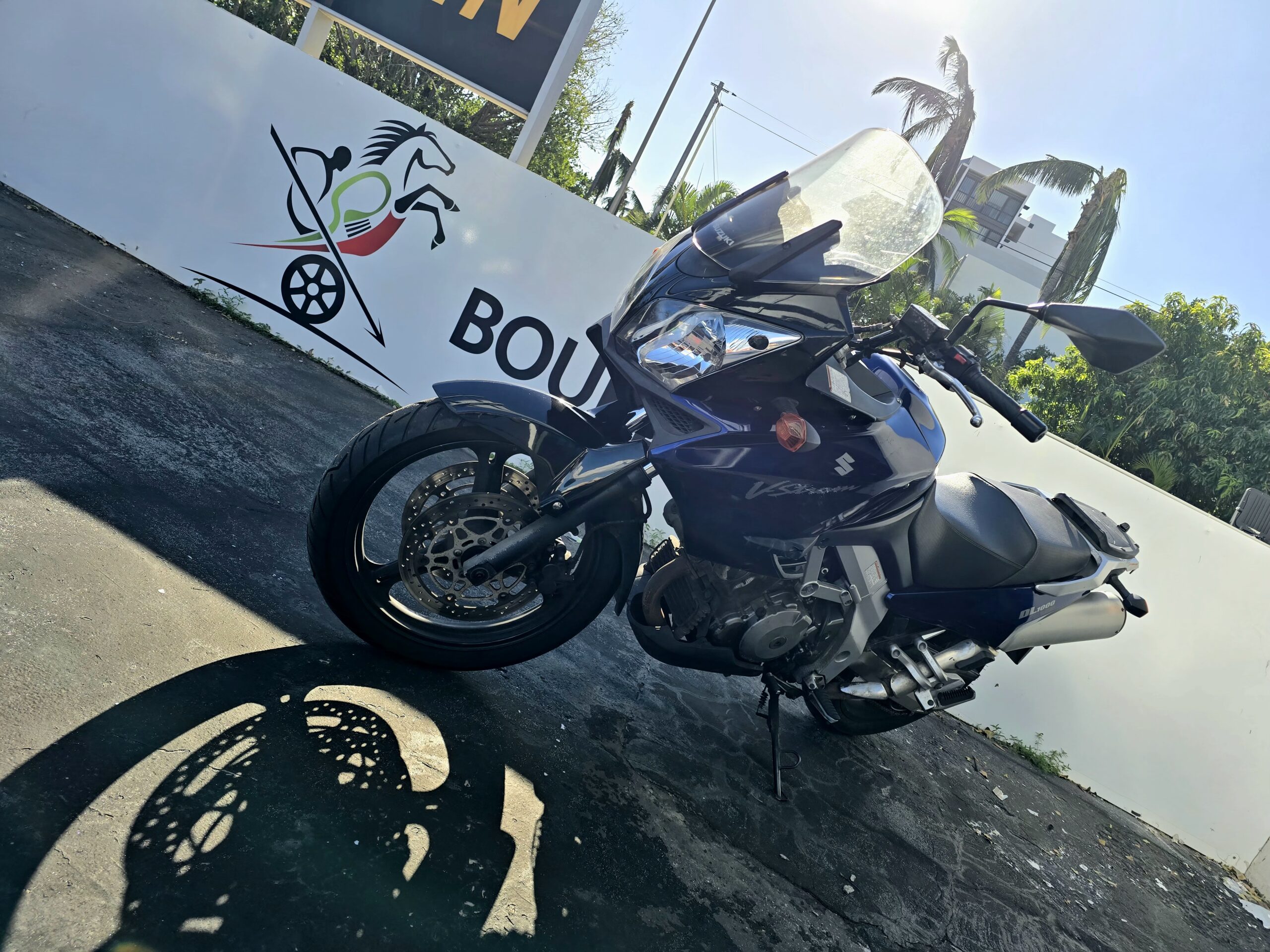 SUZUKI V-STROM 1000